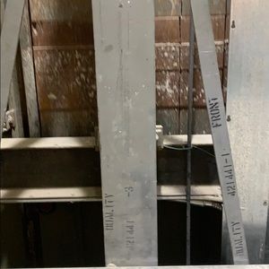 Meet your Posher, Thomas